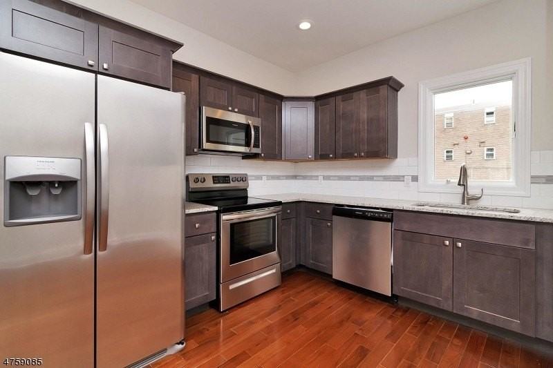 169 Passaic St - Photo 6 of 19