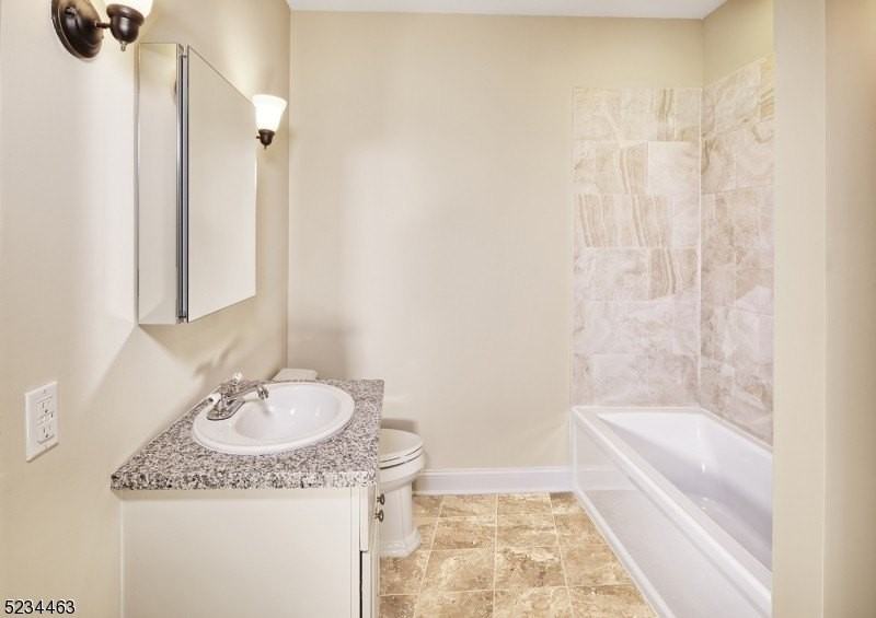 27 Central Ave #A - Photo 7 of 15