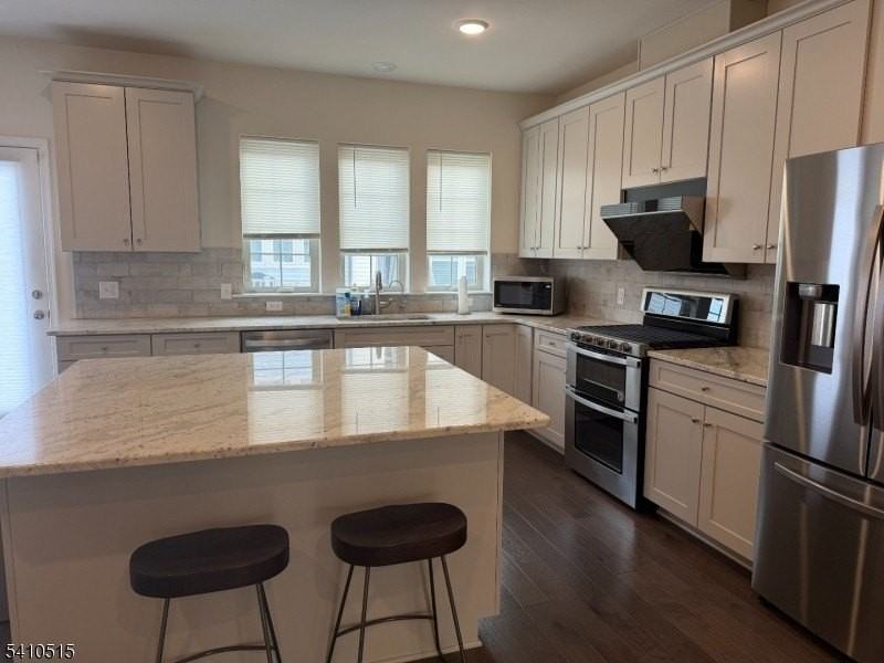 1 Cortland Ct - Photo 6 of 8