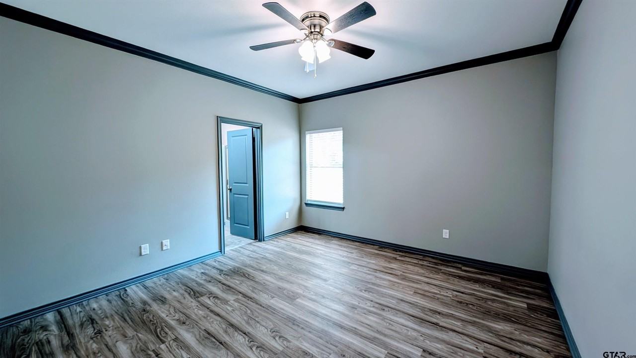 10633 Fm 2767 - Photo 5 of 13