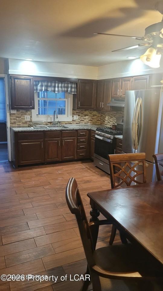 20 Brown St - Photo 2 of 12