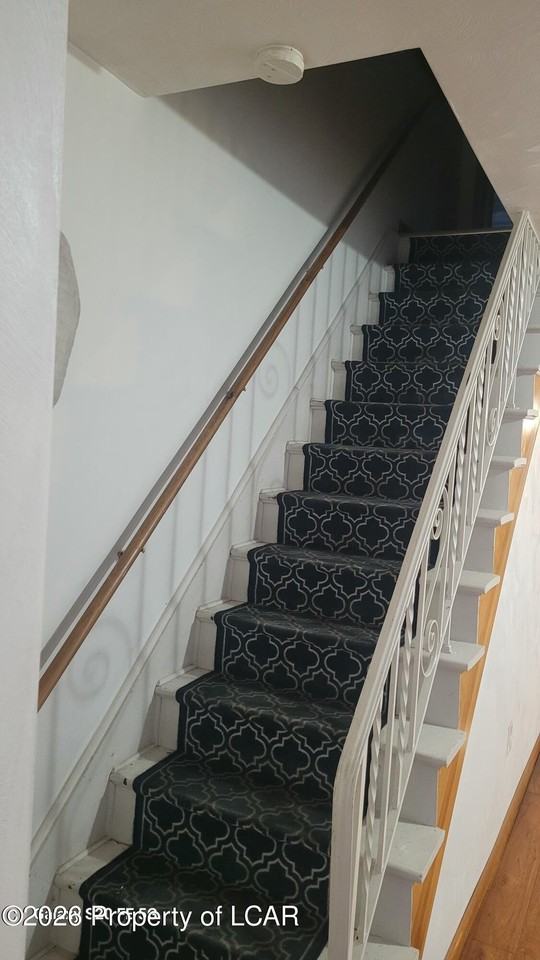 20 Brown St - Photo 5 of 12