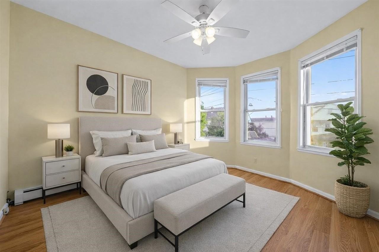 143 W 3rd St #2 - Photo 3 of 15