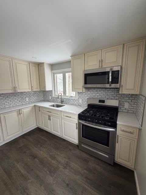 531 Walnut St #2 - Photo 5 of 8