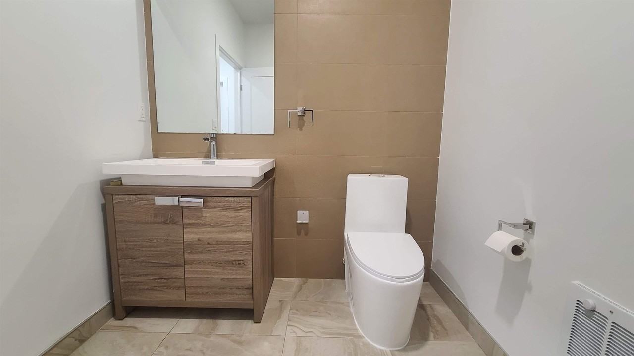 111 75th St #205 - Photo 6 of 19