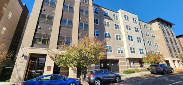 featured image of 5817 Jefferson St #305