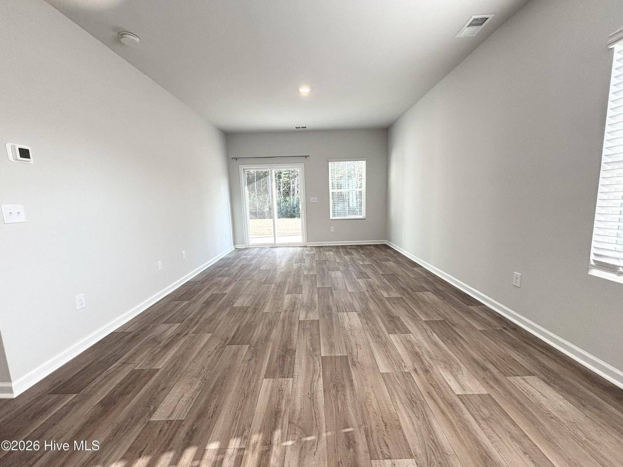 1073 Arborwood Ln Sw - Photo 7 of 28