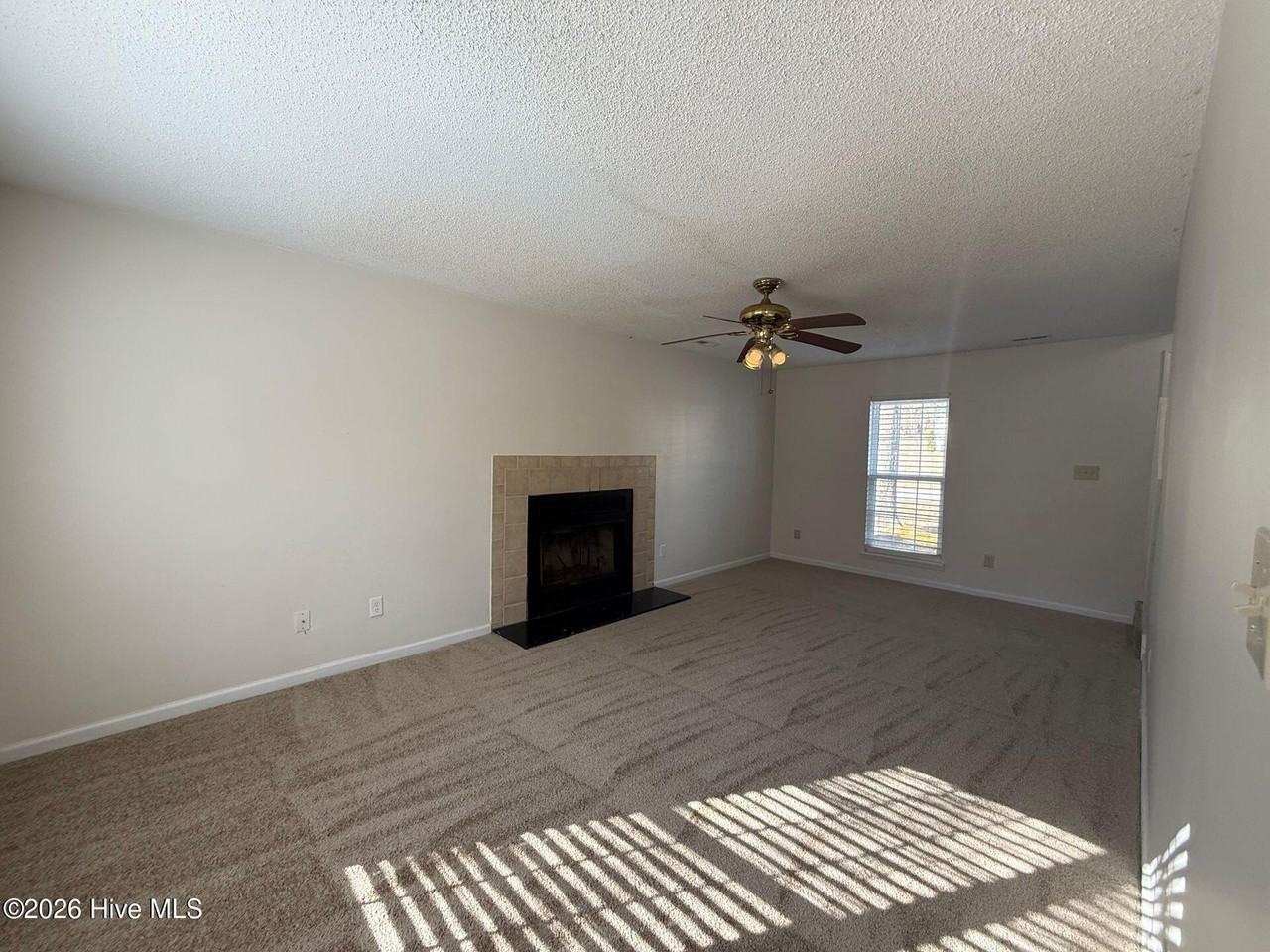 2636 Idlebrook Cir - Photo 2 of 11