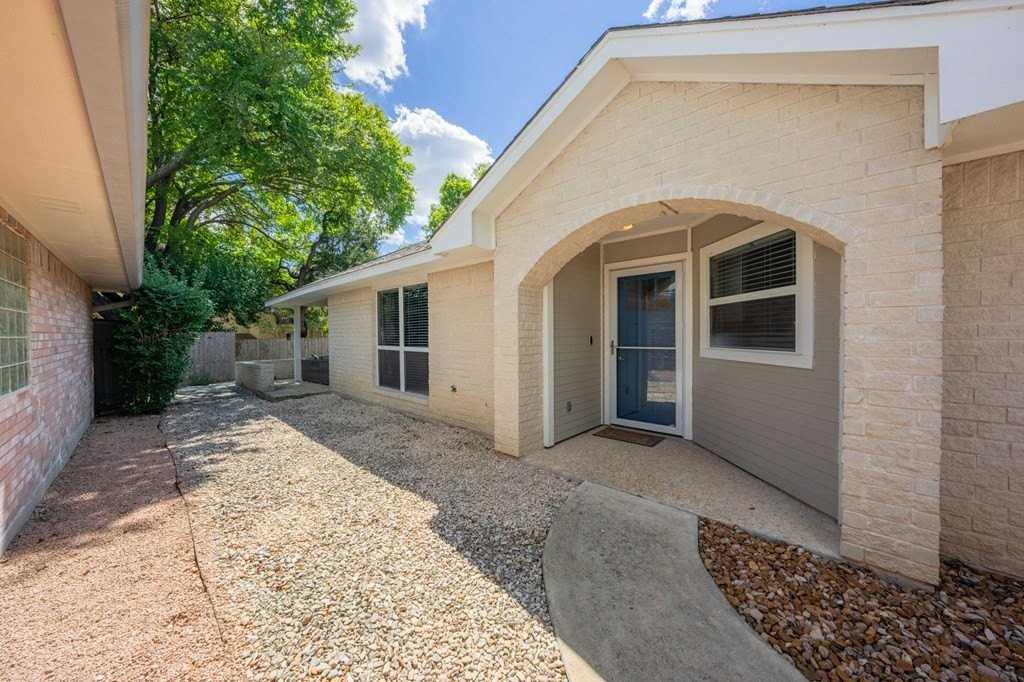 127 Terrace Ln - Photo 3 of 26