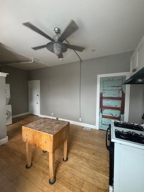 1002 Aurora Ave Apt 2 #2 - Photo 2 of 8