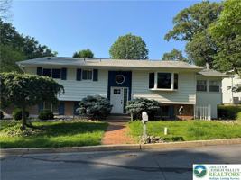 featured image of 2707 Broder St Sw