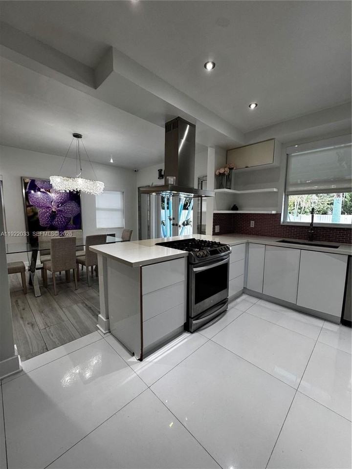 3470 Sheridan Ave #NA - Photo 7 of 49