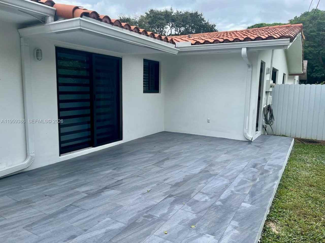 6004 Nw 38th St #6006 - Photo 5 of 5