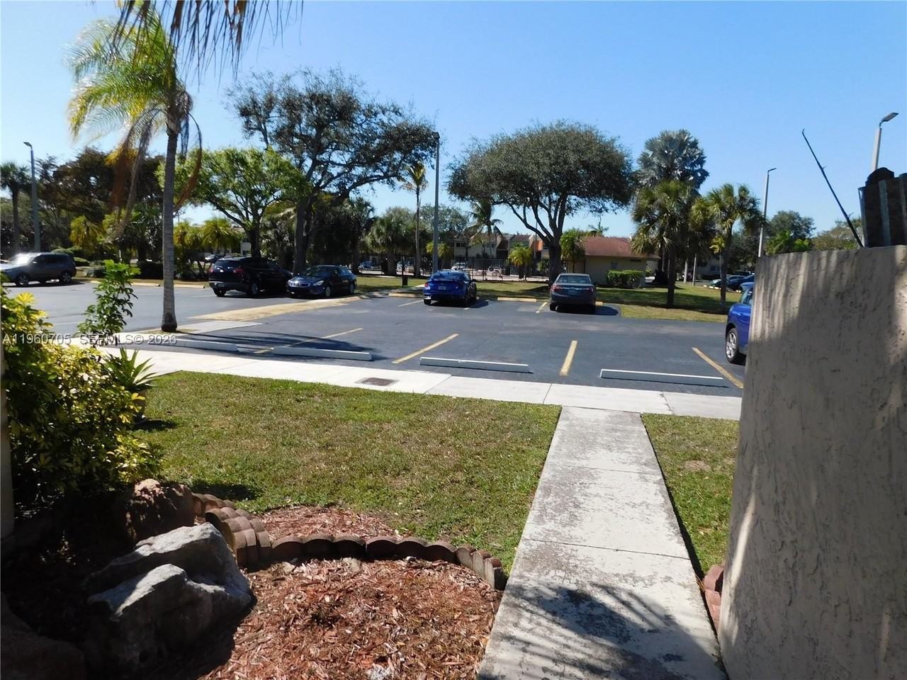 14211 Sw 62nd St #14211 - Photo 3 of 30