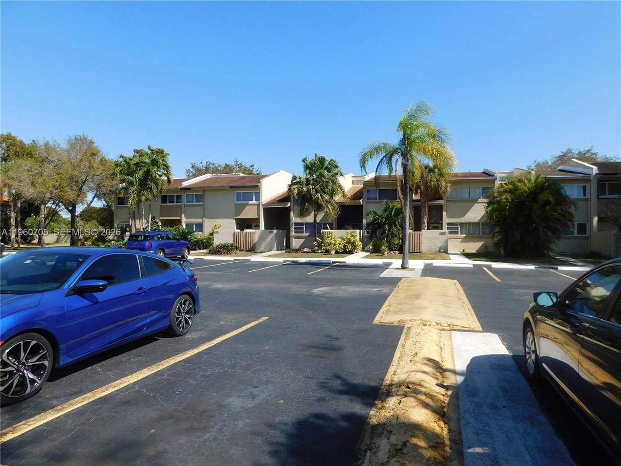 14211 Sw 62nd St #14211 - Photo 4 of 30