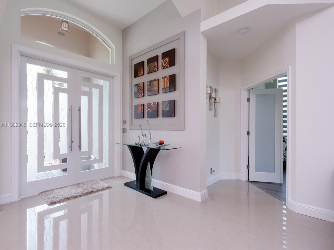 2550 Jardin Mnr - Photo 7 of 50