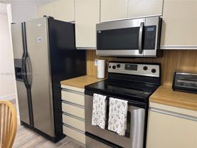 2500 Parkview Dr #1610 - Photo 1 of 1