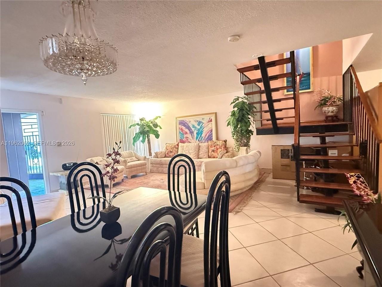 6500 Kendale Lakes Dr #114 - Photo 2 of 19