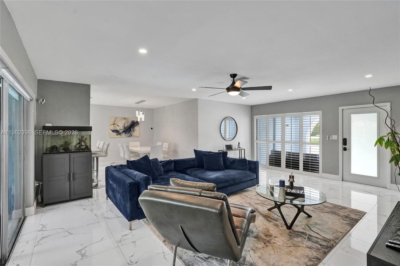 9774 Nw 19th Pl - Photo 7 of 34