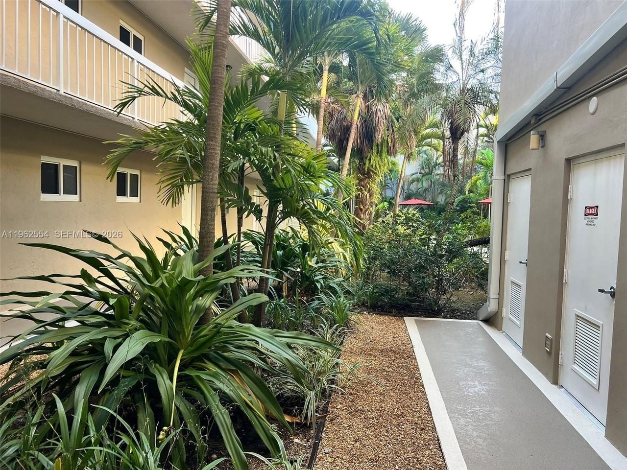 8103 Camino Real #C413 - Photo 4 of 35