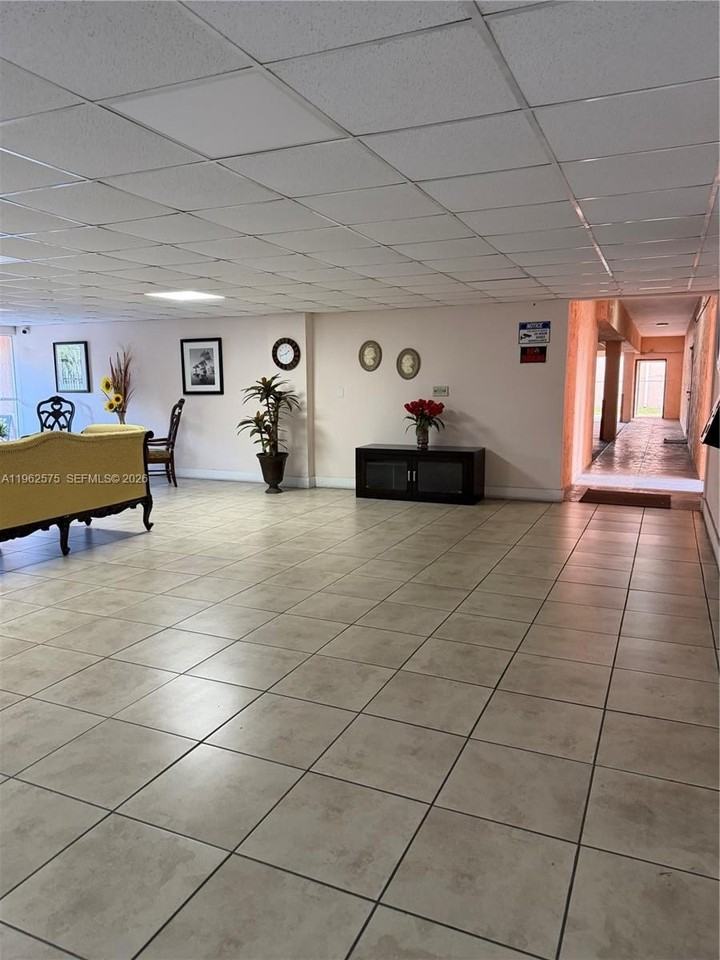 6190 W 19th Ave #303 - Photo 4 of 35