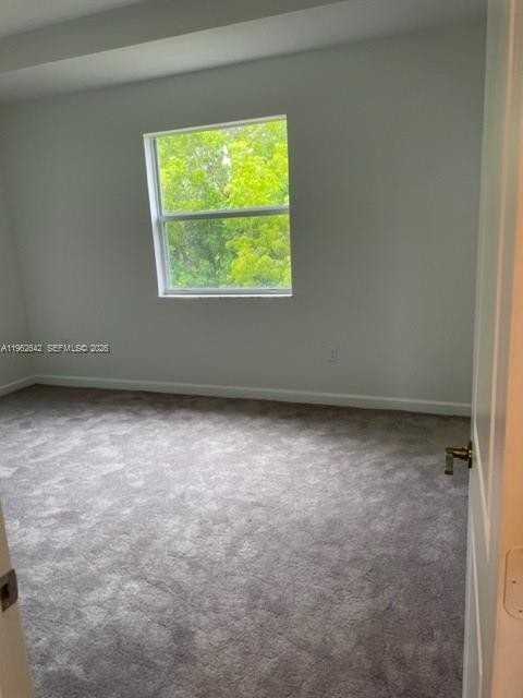 2632 Se 19th Ct #2632 - Photo 7 of 15