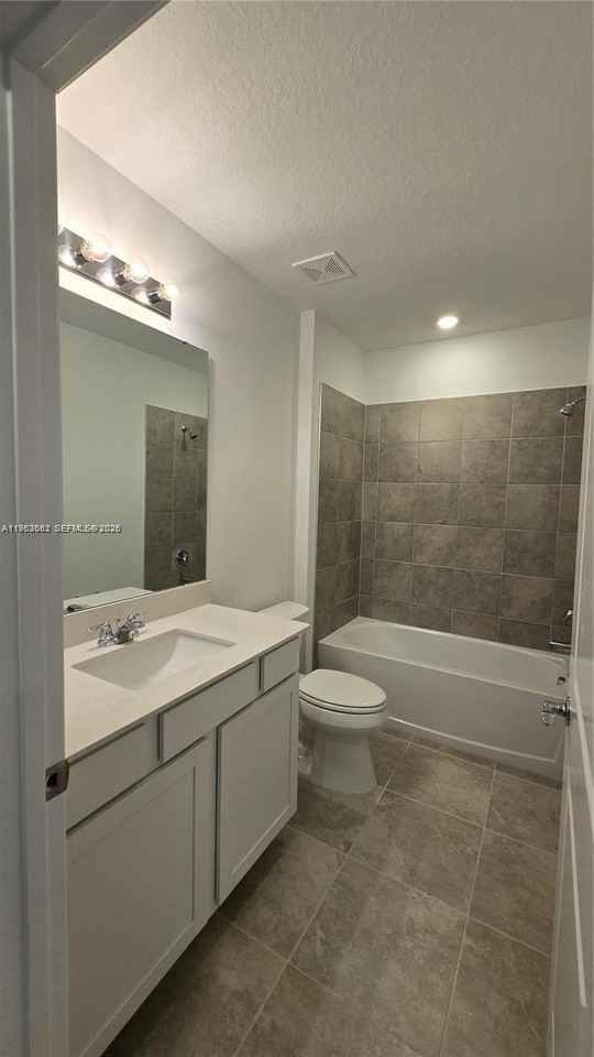 487 Pine Tree Blvd - Photo 4 of 6