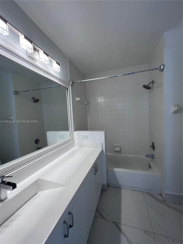 109 Gables Blvd - Photo 7 of 18