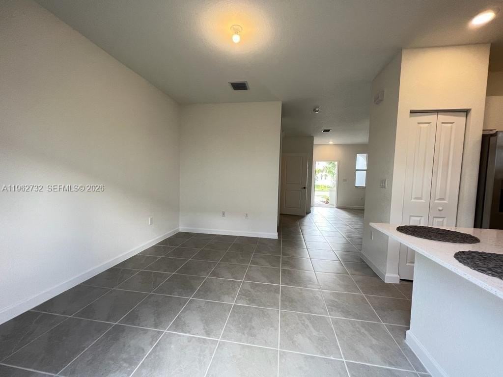 12612 Nw 23rd Pl - Photo 5 of 27