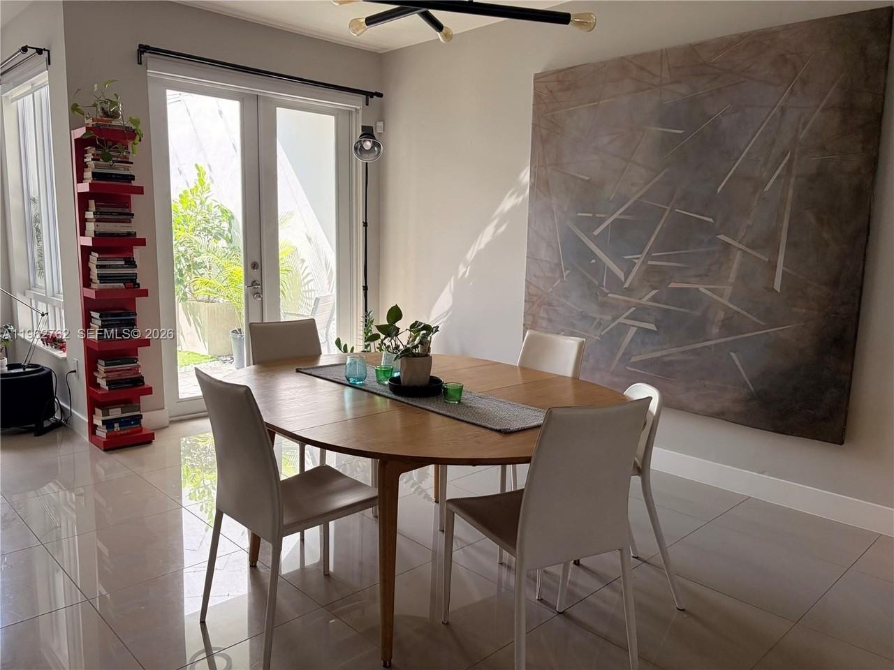 10416 Nw 66th St - Photo 7 of 50