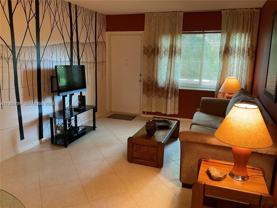 2110 Ne 39th St #4B - Photo 1 of 1