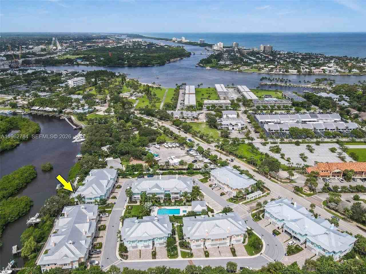 620 Inlet Waters Cir - Photo 5 of 50