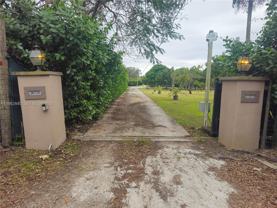 26720 Sw 203rd Ave - Photo 1 of 1