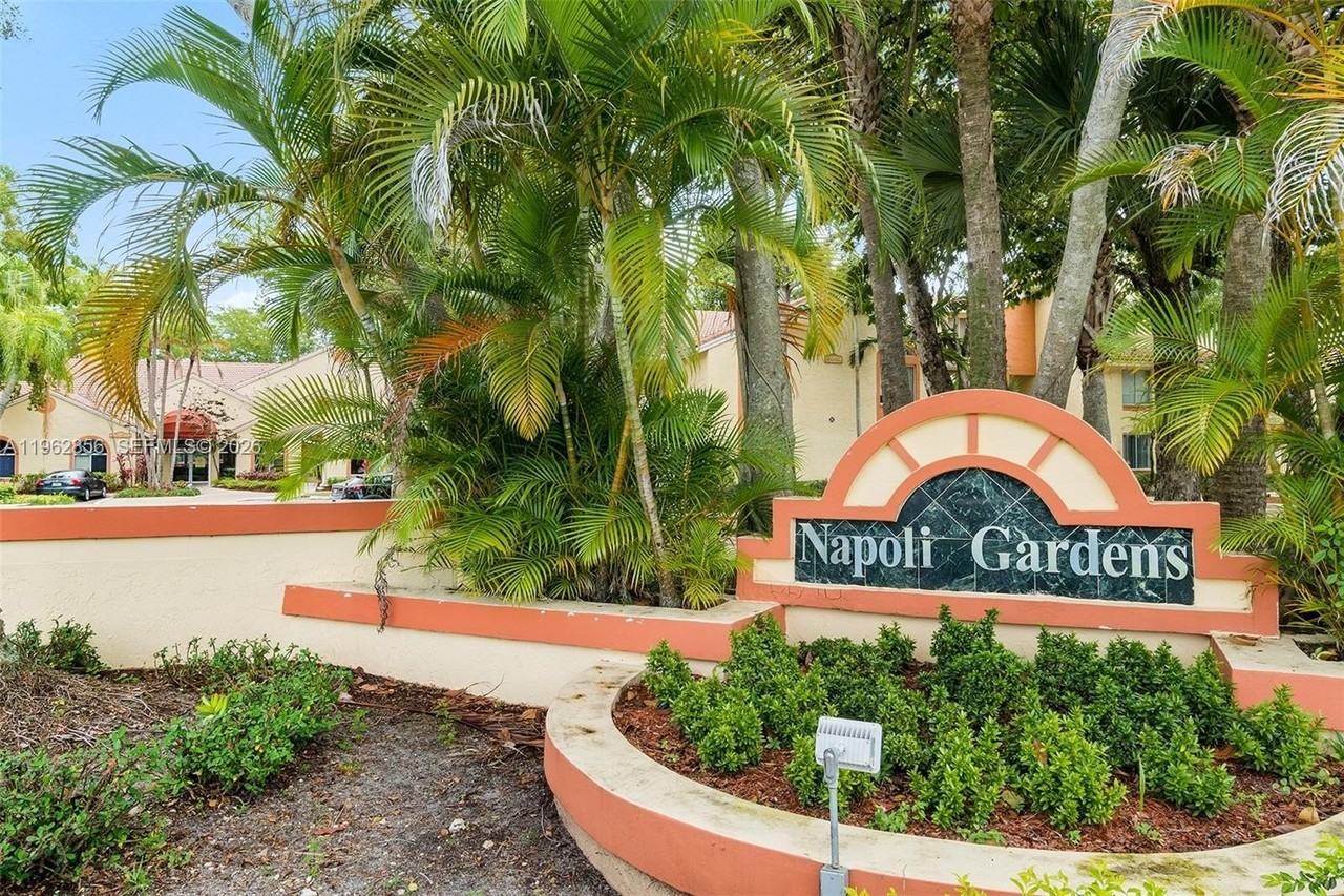 1208 Coral Club Dr #1208 - Photo 2 of 25