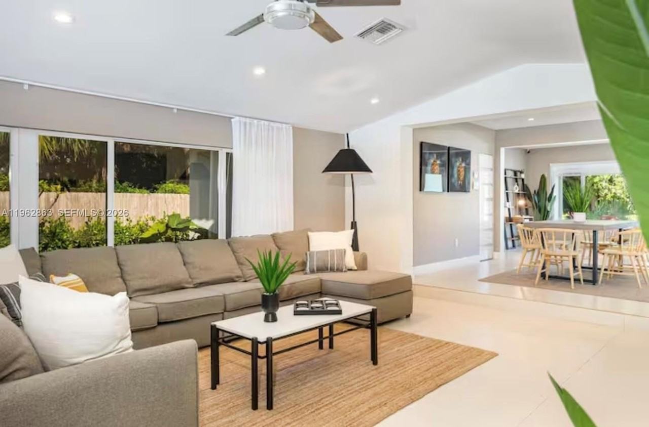 1019 Ne 115th St #1019 - Photo 2 of 35