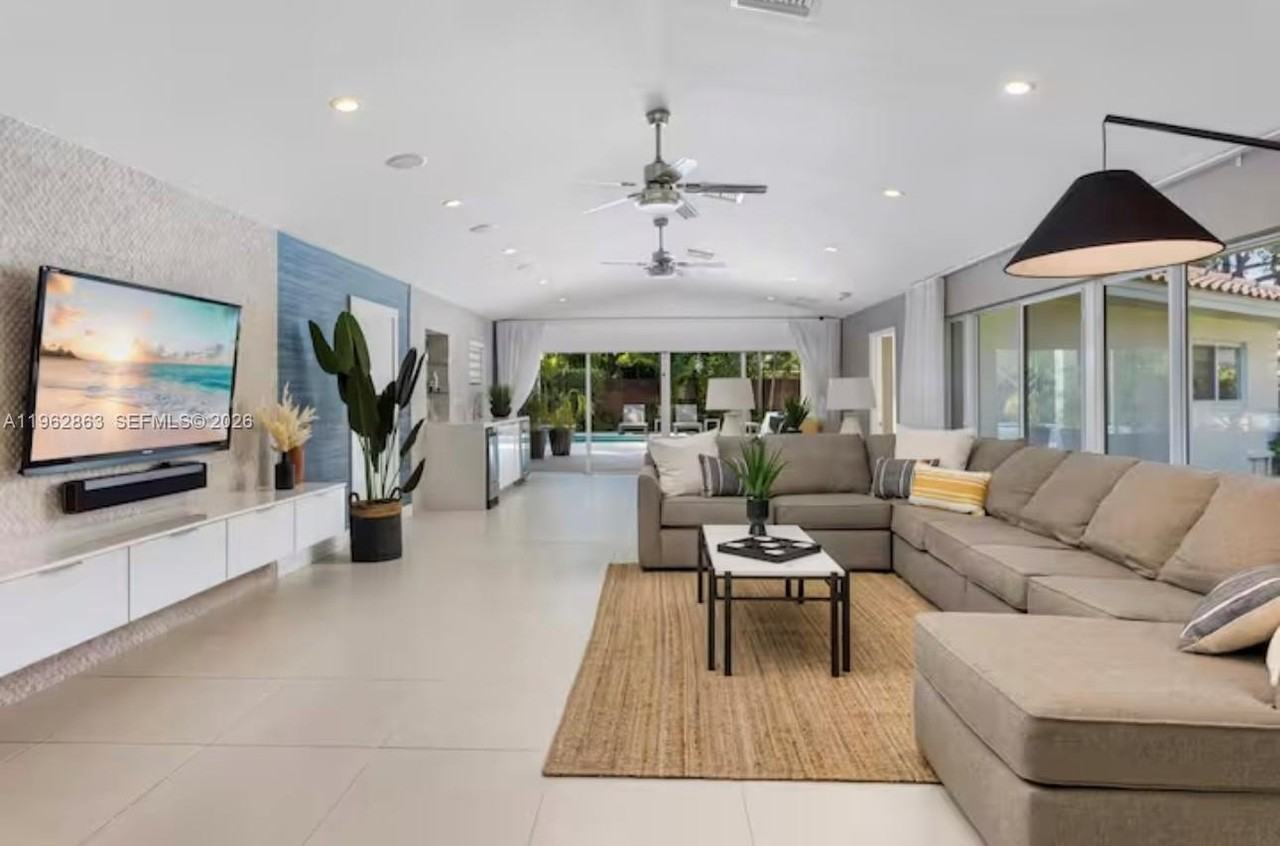 1019 Ne 115th St #1019 - Photo 3 of 35