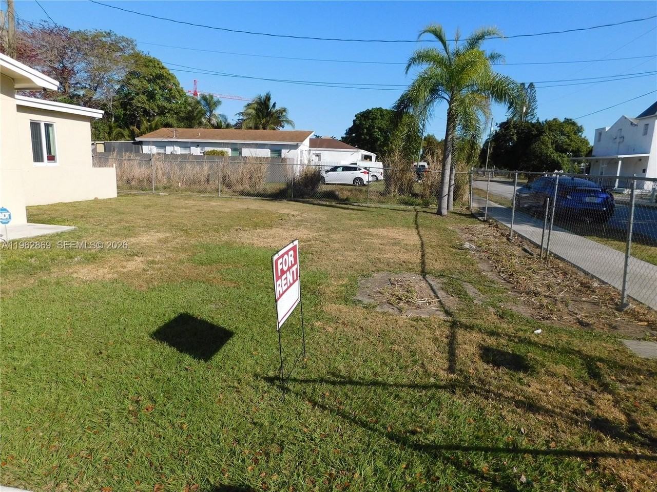 10121 W Jessamine St #10121 - Photo 5 of 20