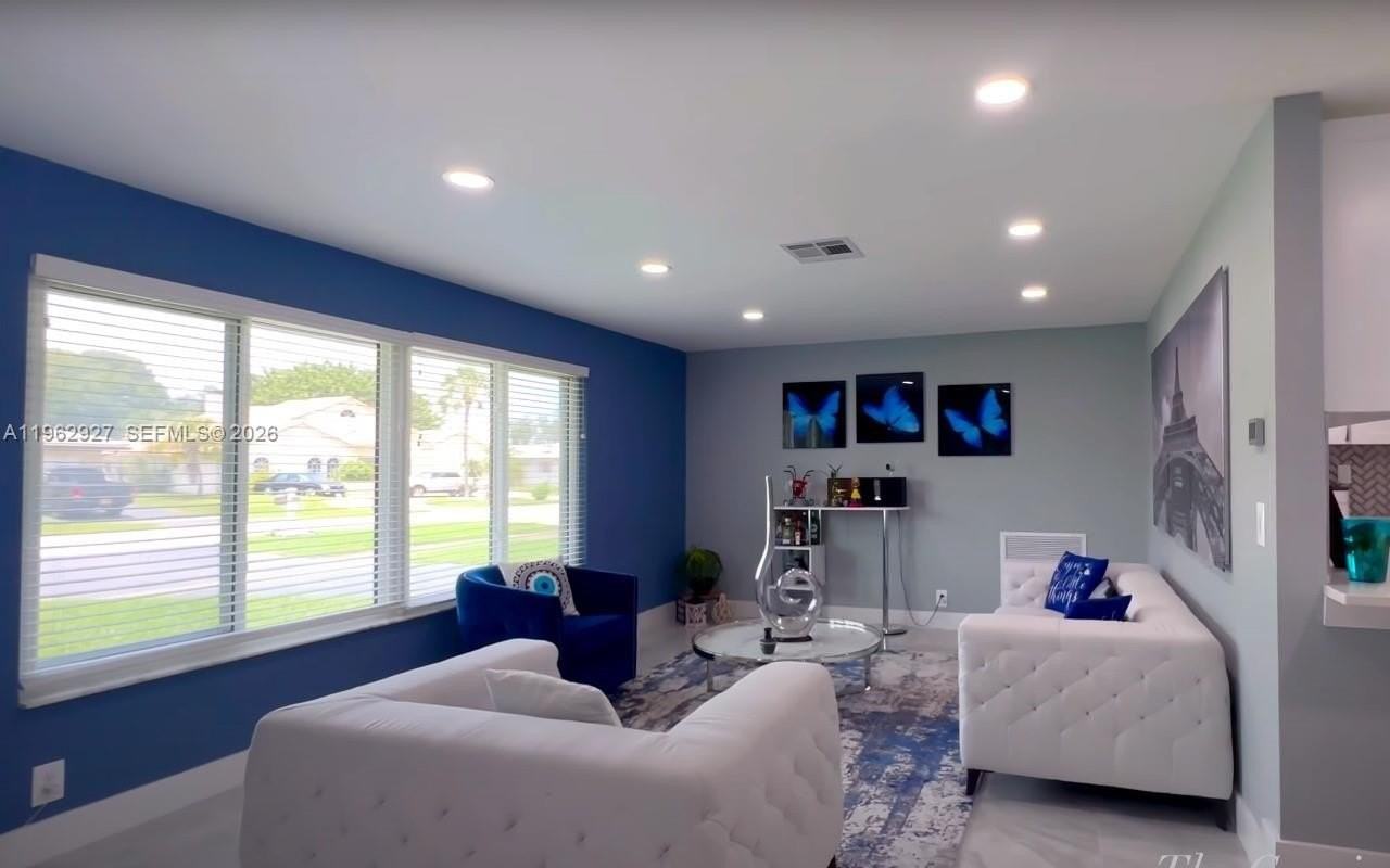 8275 Shadow Wood Blvd #0 - Photo 3 of 17