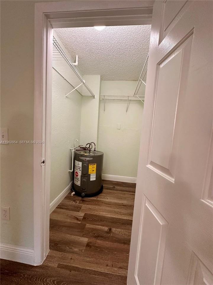 8235 Lake Dr #204 - Photo 4 of 17