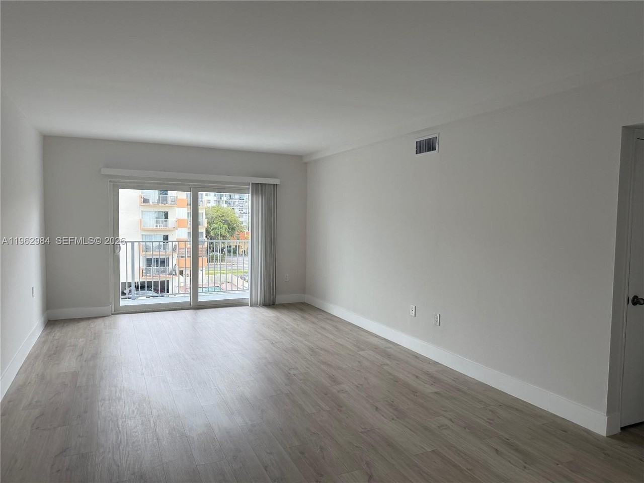 3626 Ne 168th St #506 - Photo 2 of 11