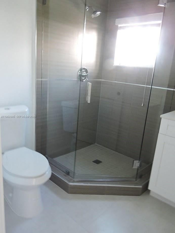 3323 Sw 87th Pl #3323 - Photo 4 of 10