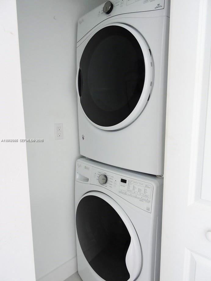 3323 Sw 87th Pl #3323 - Photo 6 of 10