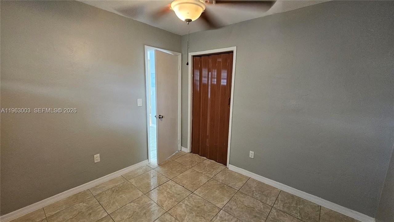 6204 Dewey St #1 - Photo 6 of 9