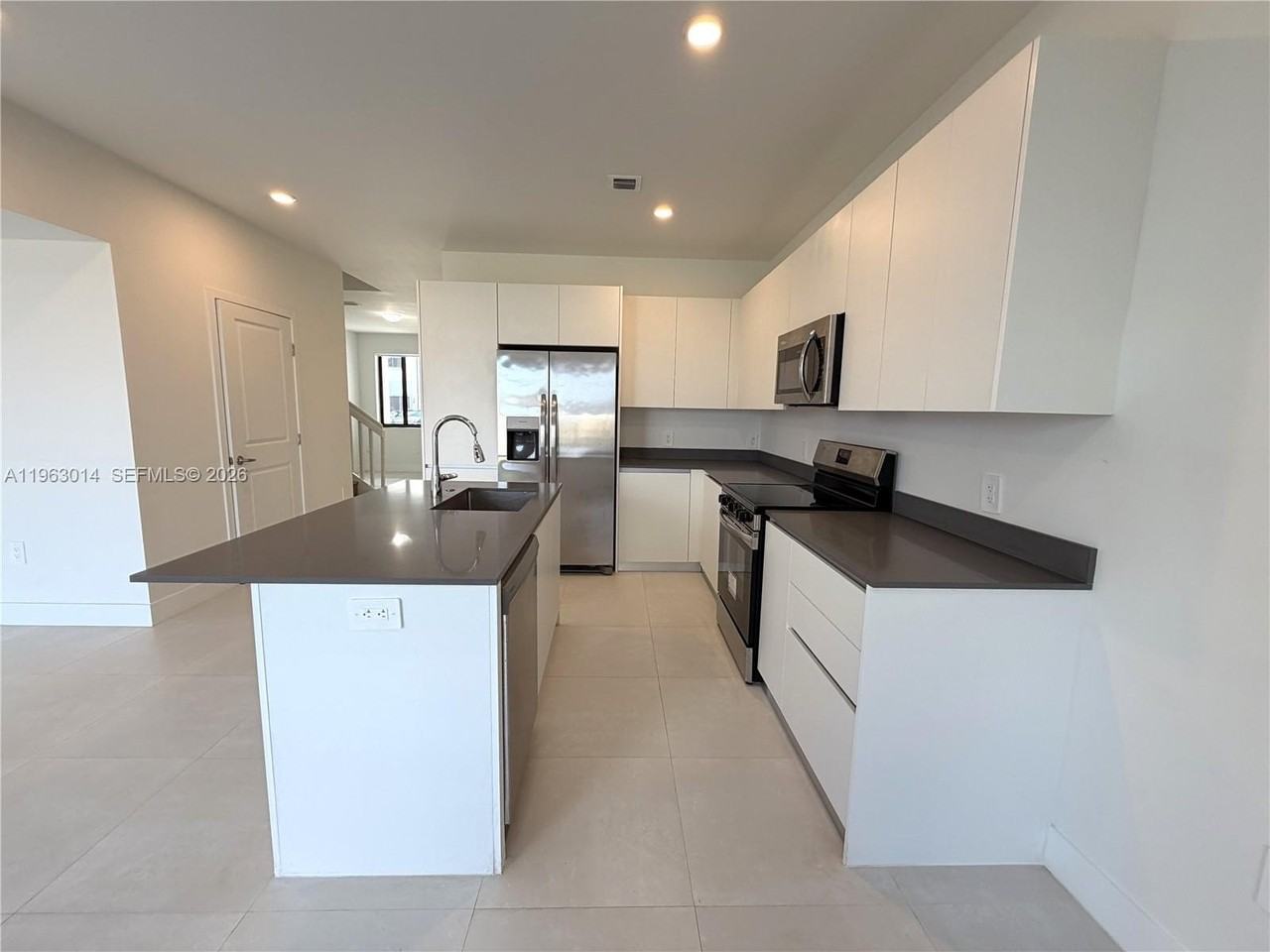 18977 Sw 344th Ter - Photo 5 of 18