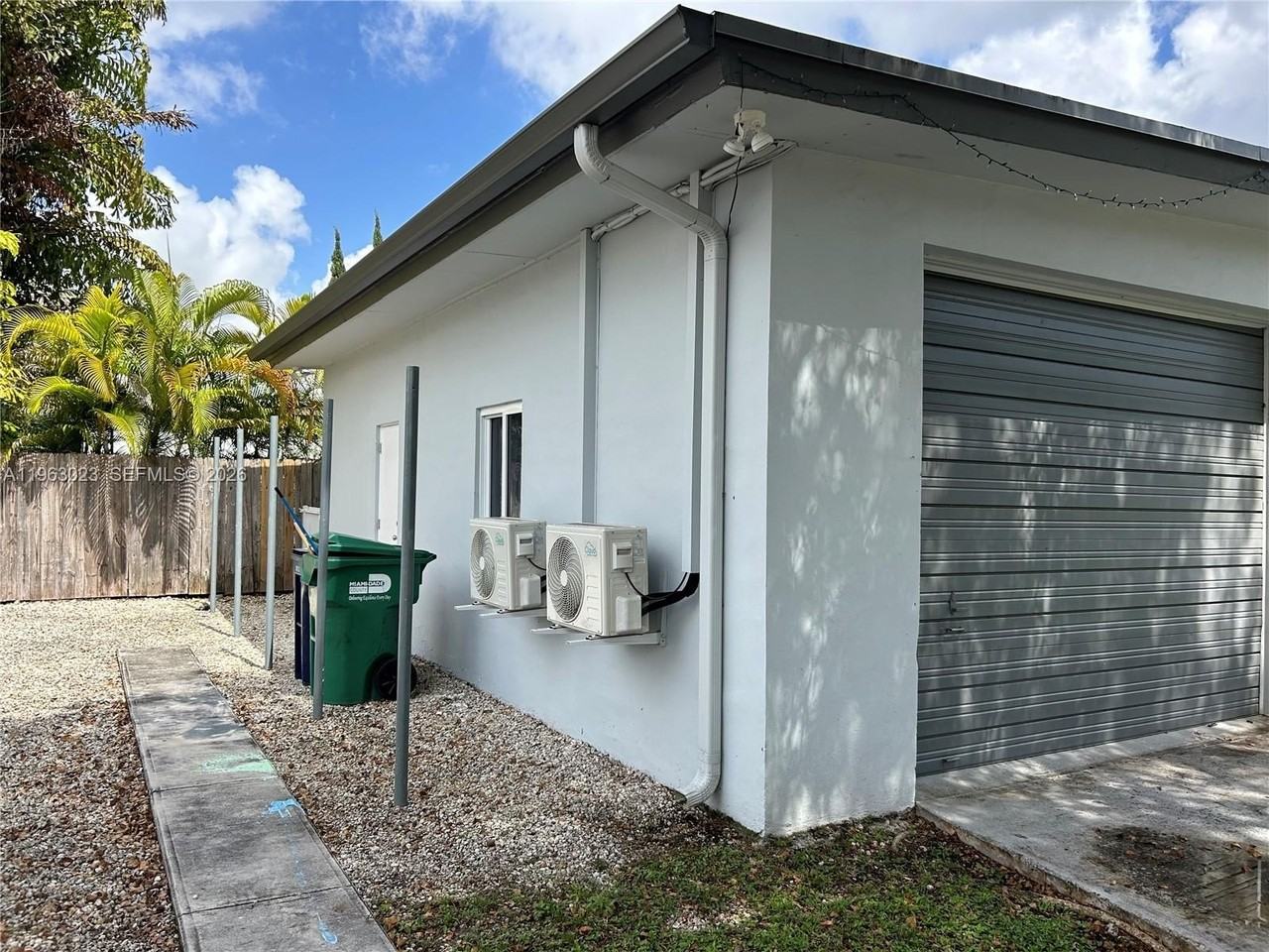 6501 Sw 34th St - Photo 3 of 20