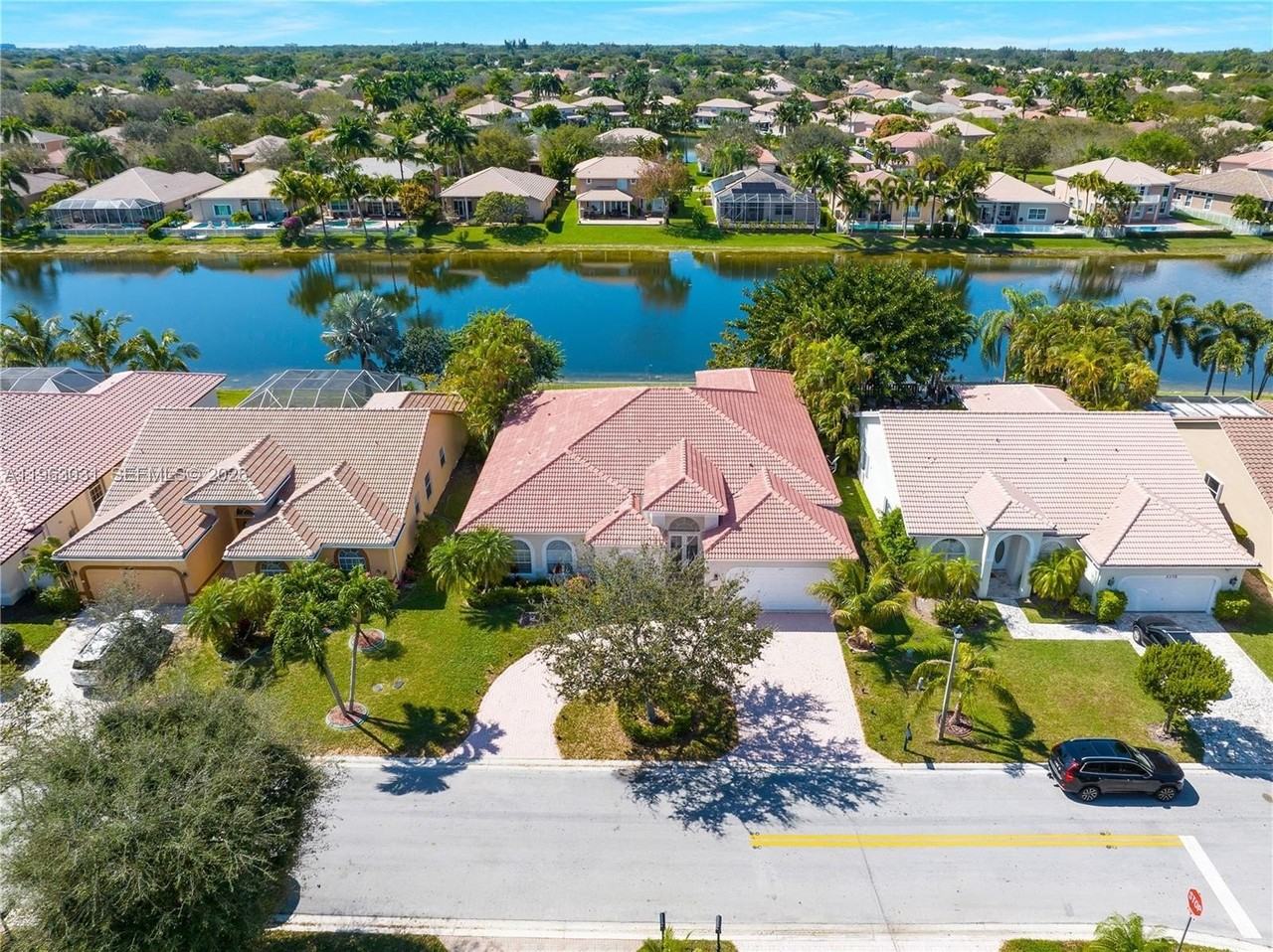 5354 Nw 57th Way - Photo 3 of 50