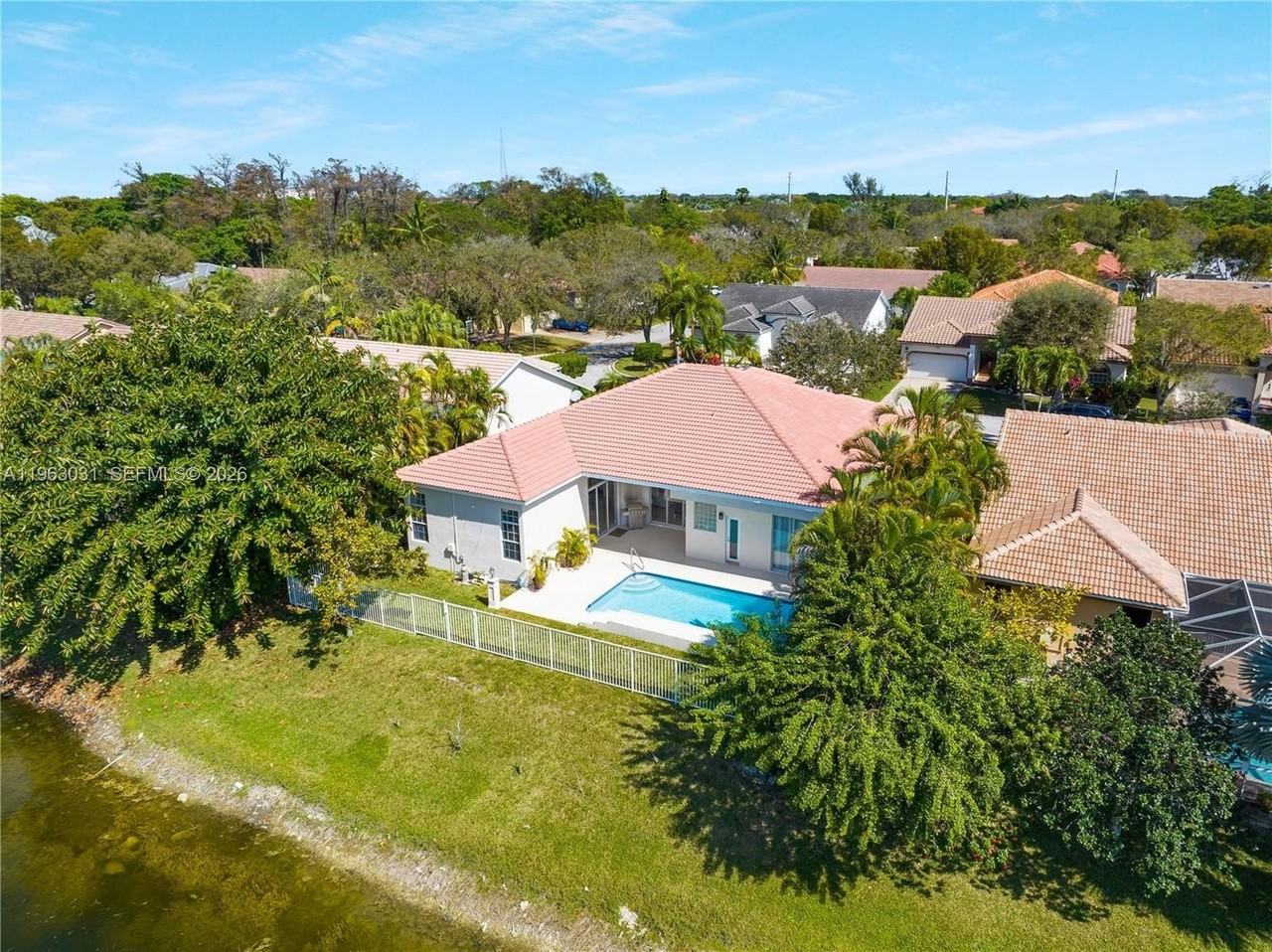 5354 Nw 57th Way - Photo 7 of 50