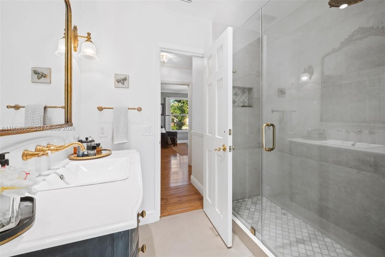 9980 Sw 128th St #9980 - Photo 5 of 48