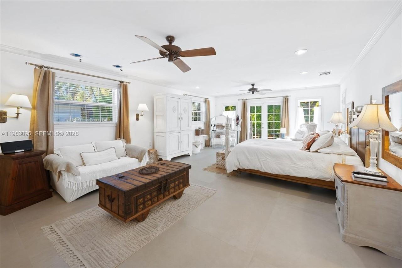 9980 Sw 128th St #9980 - Photo 7 of 48