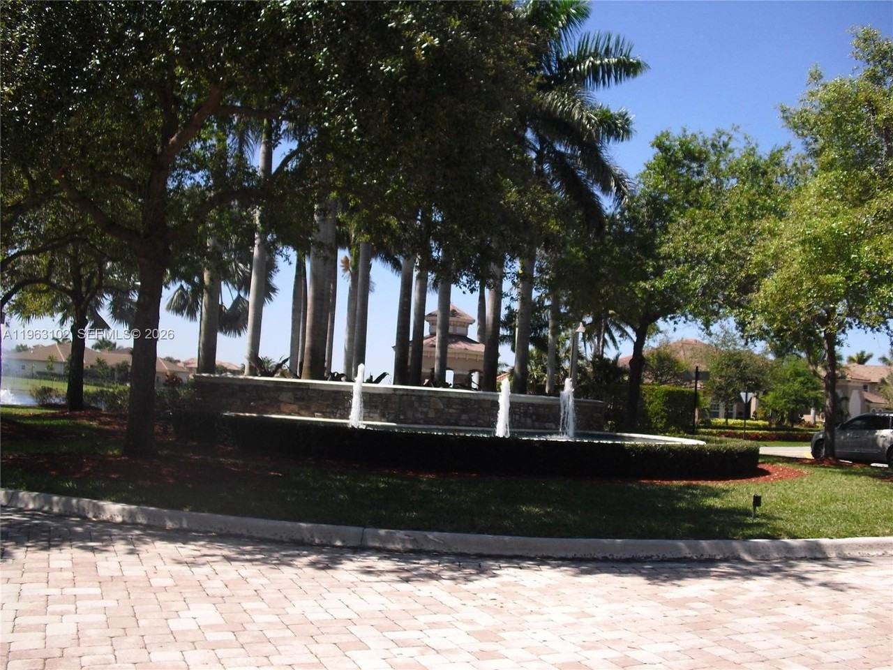 2750 Jockey Cir E - Photo 7 of 50